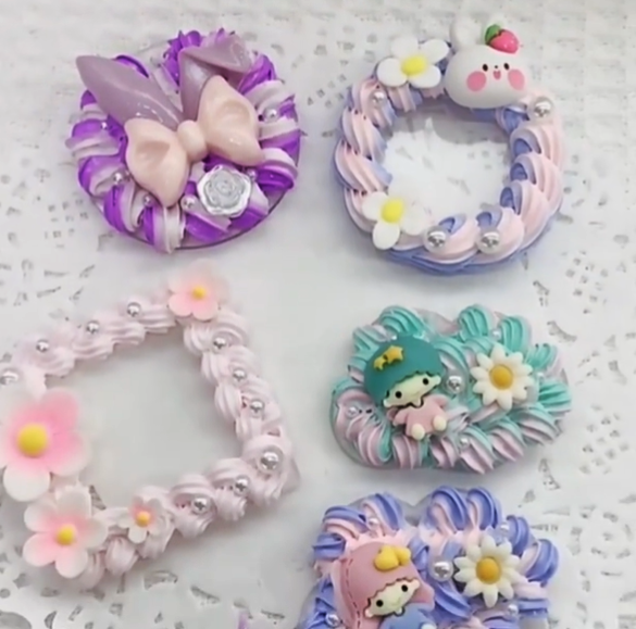 Keyring/Mirror Decoden Crafting Workshop - 30th October